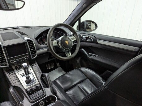 Porsche Cayenne V8 GTS TIPTRONIC S 47