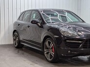 Porsche Cayenne V8 GTS TIPTRONIC S 16