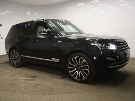 Land Rover Range Rover TDV6 VOGUE SE 2