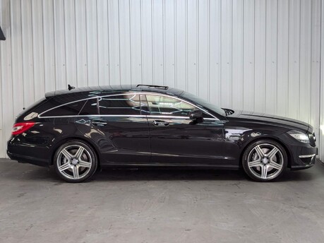 Mercedes-Benz CLS CLS63 AMG 13