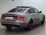 Jaguar XF V6 S 42