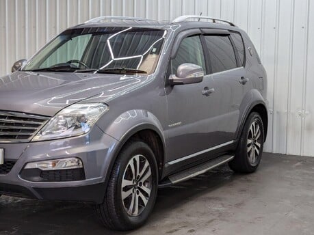 SsangYong Rexton EX 18