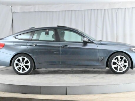 BMW 3 Series 320I SE GRAN TURISMO 2