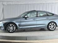 BMW 3 Series 320I SE GRAN TURISMO 6