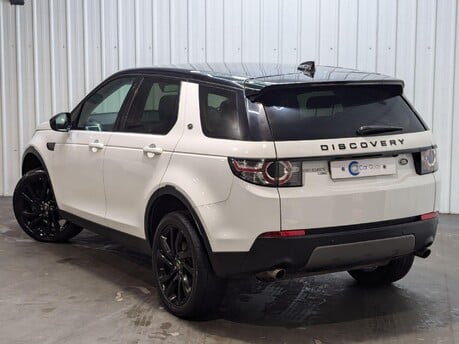 Land Rover Discovery Sport TD4 HSE BLACK 12