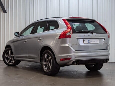 Volvo XC60 D4 R-DESIGN NAV 9