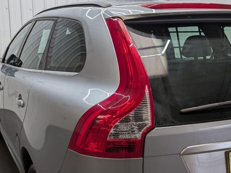 Volvo XC60 D4 R-DESIGN NAV 39