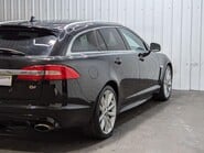 Jaguar XF D V6 S PORTFOLIO SPORTBRAKE 37