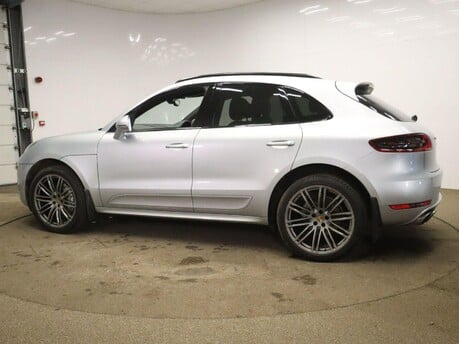 Porsche Macan S PDK 7