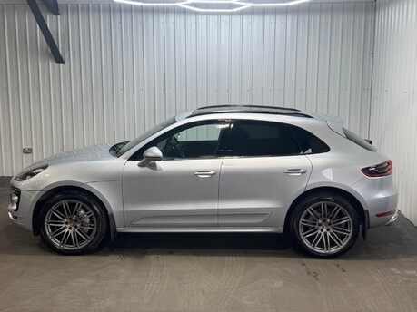 Porsche Macan S PDK 12