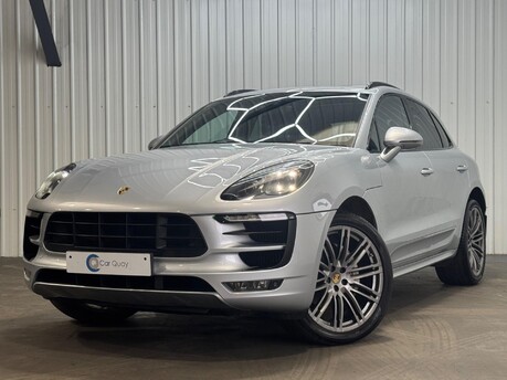 Porsche Macan S PDK 13