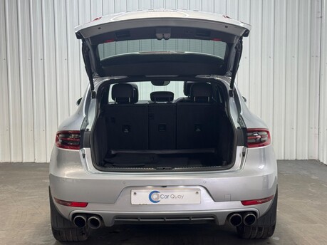 Porsche Macan S PDK 47