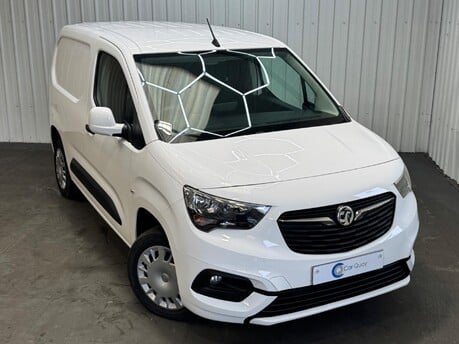 Vauxhall Combo L1H1 2300 SPORTIVE 1