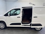 Vauxhall Combo L1H1 2300 SPORTIVE 4