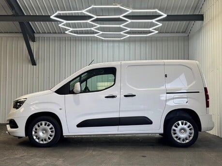 Vauxhall Combo L1H1 2300 SPORTIVE 12