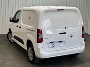 Vauxhall Combo L1H1 2300 SPORTIVE 13