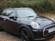 Mini Hatch COOPER EXCLUSIVE 1