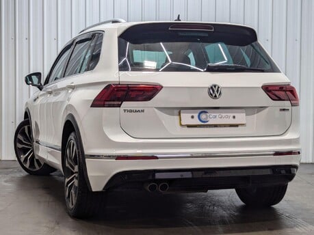 Volkswagen Tiguan R-LINE TECH TDI 4MOTION DSG 5