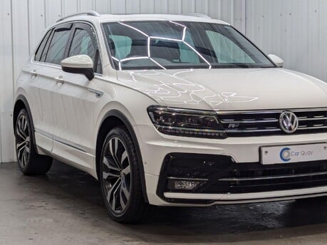 Volkswagen Tiguan R-LINE TECH TDI 4MOTION DSG 18