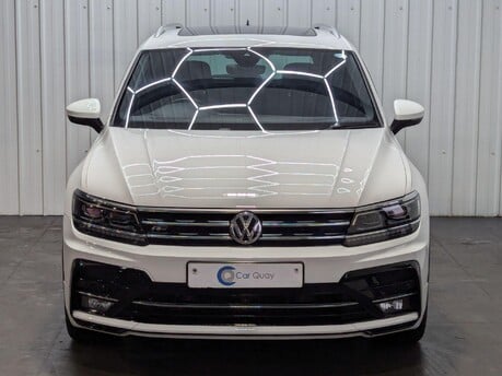 Volkswagen Tiguan R-LINE TECH TDI 4MOTION DSG 21