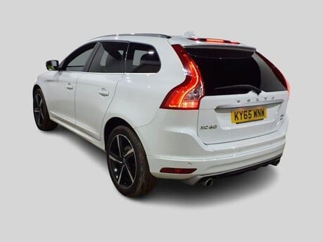 Volvo XC60 D5 R-DESIGN LUX NAV AWD 4