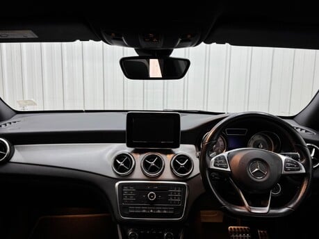 Mercedes-Benz CLA Class CLA 220 D AMG LINE 64