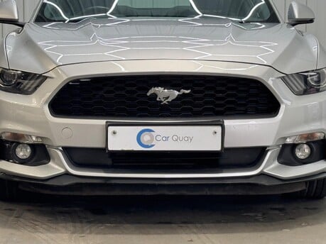 Ford Mustang ECOBOOST 18