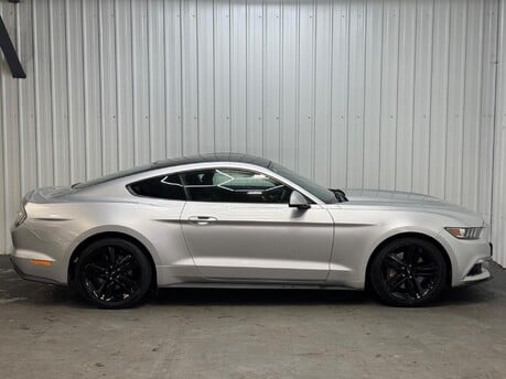 Ford Mustang ECOBOOST 32