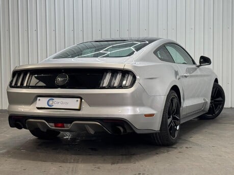 Ford Mustang ECOBOOST 37