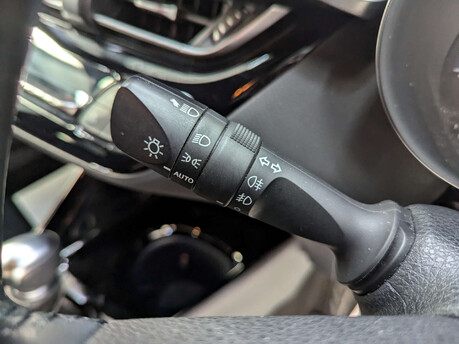 Toyota C-HR 1.8 VVT-h Design CVT Euro 6 (s/s) 5dr 80
