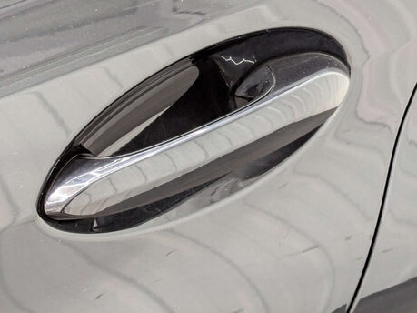 BMW 3 Series 2.0 320d MHT M Sport Touring Auto Euro 6 (s/s) 5dr 23