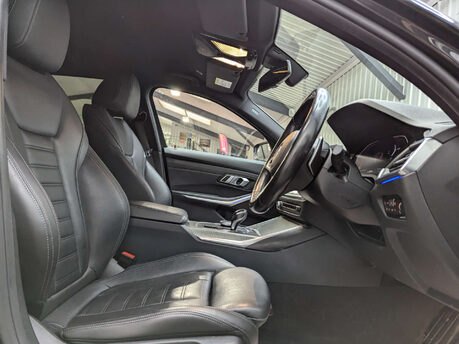 BMW 3 Series 2.0 320d MHT M Sport Touring Auto Euro 6 (s/s) 5dr 48