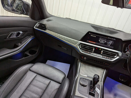 BMW 3 Series 2.0 320d MHT M Sport Touring Auto Euro 6 (s/s) 5dr 66