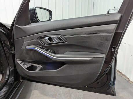 BMW 3 Series 2.0 320d MHT M Sport Touring Auto Euro 6 (s/s) 5dr 49