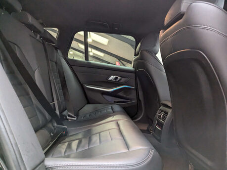 BMW 3 Series 2.0 320d MHT M Sport Touring Auto Euro 6 (s/s) 5dr 58