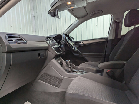 Volkswagen Tiguan Allspace 2.0 TDI Match DSG 4Motion Euro 6 (s/s) 5dr 59