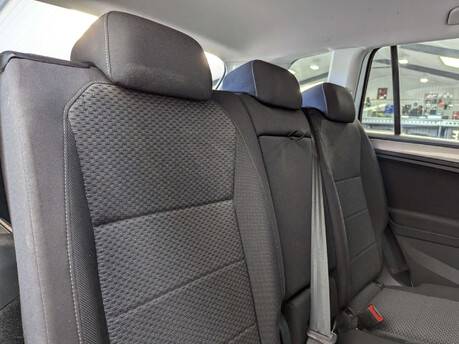 Volkswagen Tiguan Allspace 2.0 TDI Match DSG 4Motion Euro 6 (s/s) 5dr 67