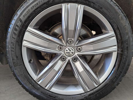 Volkswagen Tiguan Allspace 2.0 TDI Match DSG 4Motion Euro 6 (s/s) 5dr 31