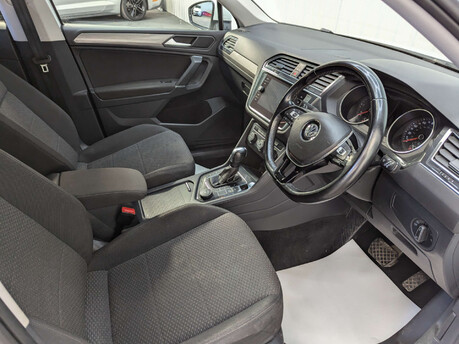 Volkswagen Tiguan Allspace 2.0 TDI Match DSG 4Motion Euro 6 (s/s) 5dr 52