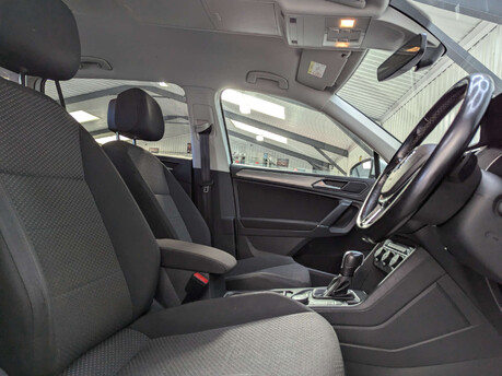 Volkswagen Tiguan Allspace 2.0 TDI Match DSG 4Motion Euro 6 (s/s) 5dr 56