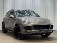 Porsche Cayenne 3.0 TD V6 TiptronicS 4WD Euro 6 (s/s) 5dr 1