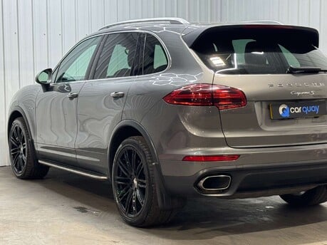 Porsche Cayenne 3.0 TD V6 TiptronicS 4WD Euro 6 (s/s) 5dr 29