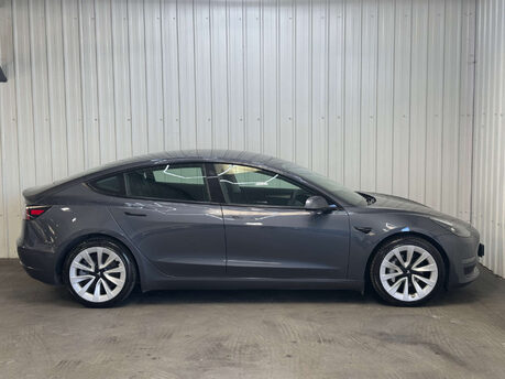 Tesla Model 3 (Dual Motor) Long Range Auto 4WDE 4dr 16