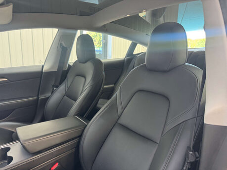 Tesla Model 3 (Dual Motor) Long Range Auto 4WDE 4dr 57