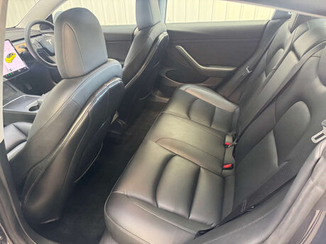 Tesla Model 3 (Dual Motor) Long Range Auto 4WDE 4dr 71