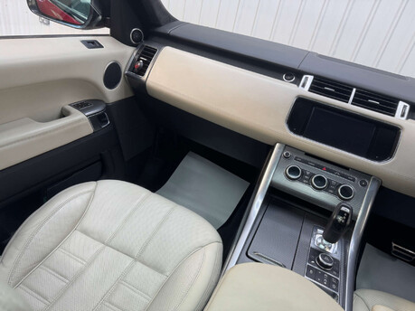 Land Rover Range Rover Sport 3.0 SD V6 Autobiography Dynamic Auto 4WD Euro 5 (s/s) 5dr 49