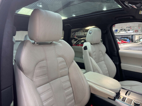 Land Rover Range Rover Sport 3.0 SD V6 Autobiography Dynamic Auto 4WD Euro 5 (s/s) 5dr 51
