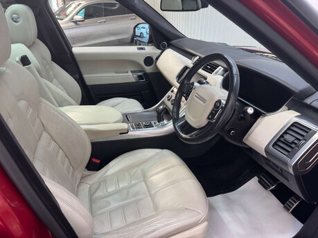 Land Rover Range Rover Sport 3.0 SD V6 Autobiography Dynamic Auto 4WD Euro 5 (s/s) 5dr 52