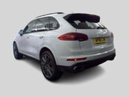 Porsche Cayenne 3.0 TD V6 Platinum Edition TiptronicS 4WD Euro 6 (s/s) 5dr 4