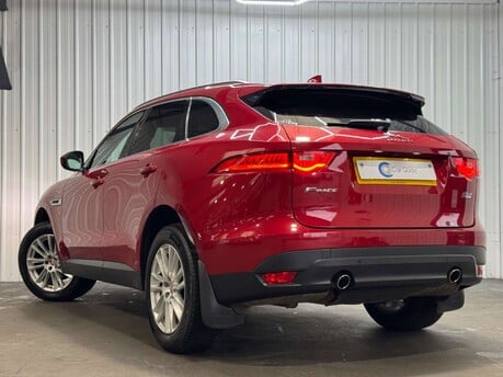 Jaguar F-Pace 2.0 D240 Portfolio Auto AWD Euro 6 (s/s) 5dr 17